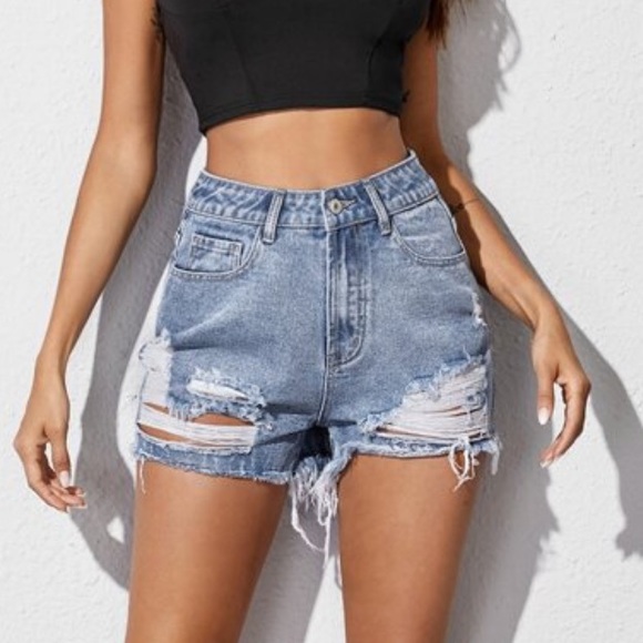 Distressed Denim Shorts - Picture 3 of 5